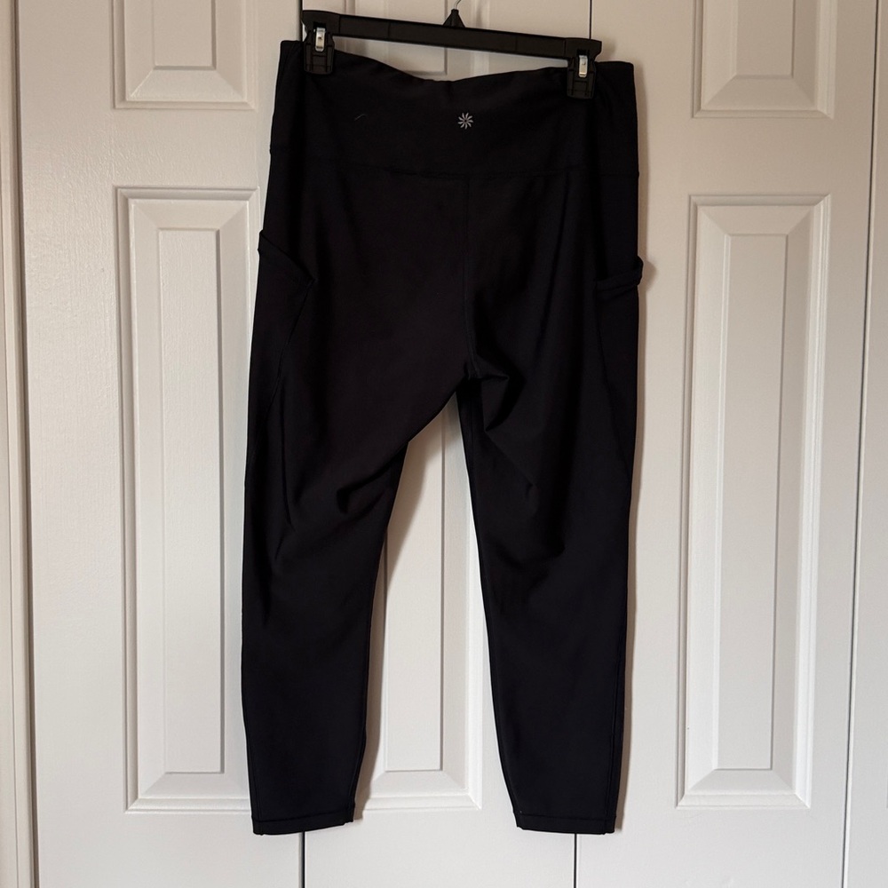 Athleta Interval Stash 3/4 Tights - Picture 3 of 4